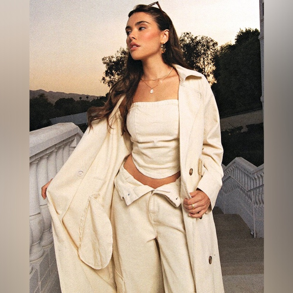 Boohoo x Madison Beer White Denim Corset